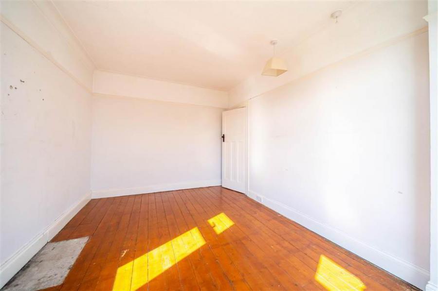 20 Sandringham Drive