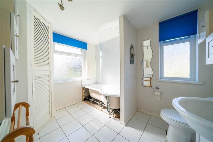 20 Sandringham Drive