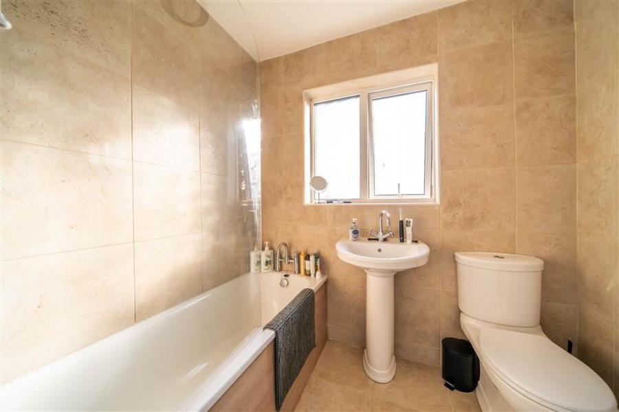 40 Westburn Crescent