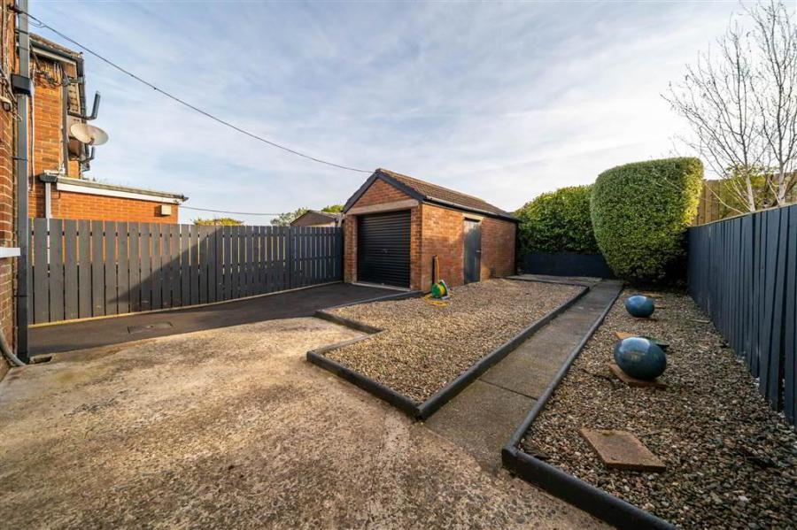 40 Westburn Crescent