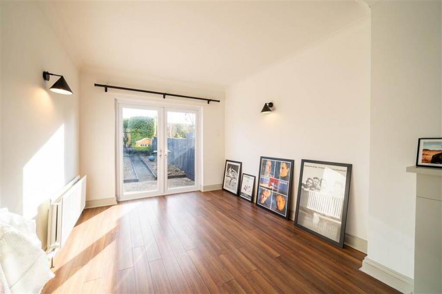 40 Westburn Crescent