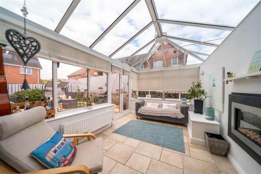 9 Woodvale Gardens