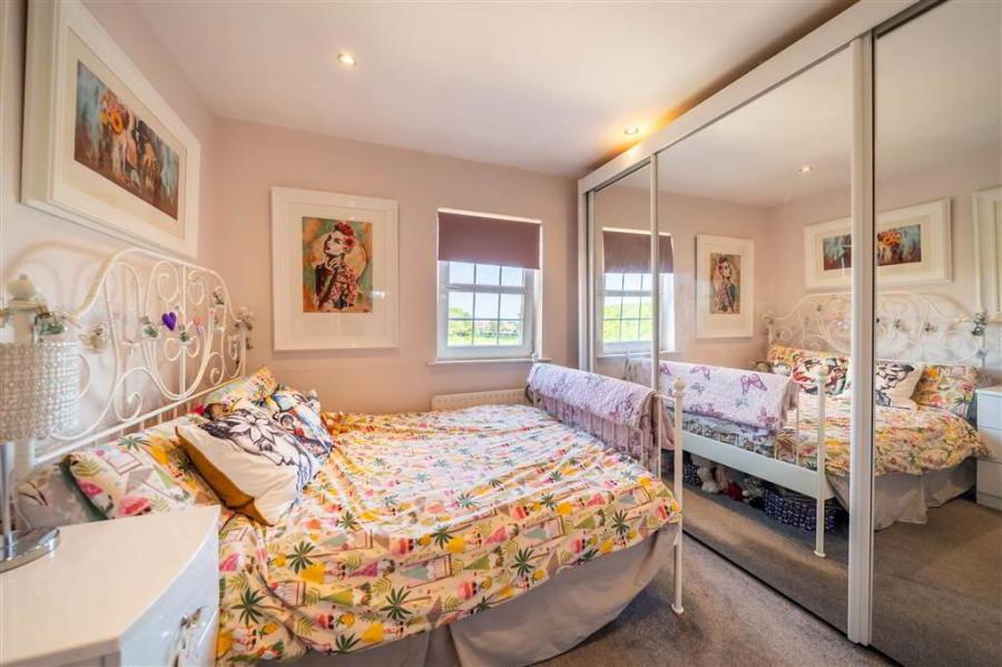 3 Lineybrook Cottages