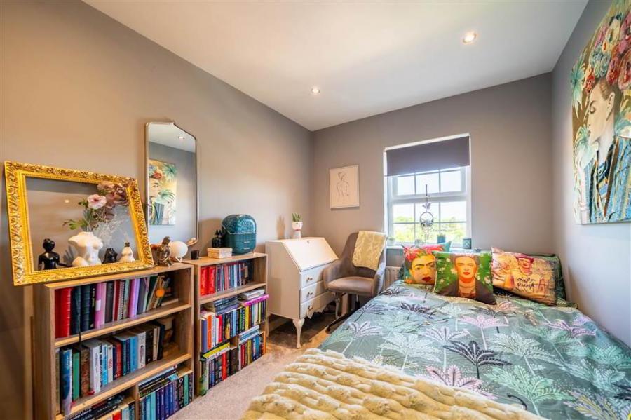 3 Lineybrook Cottages