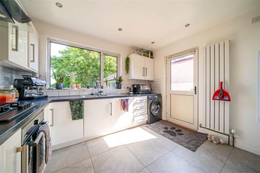 10 Ardmore Gardens
