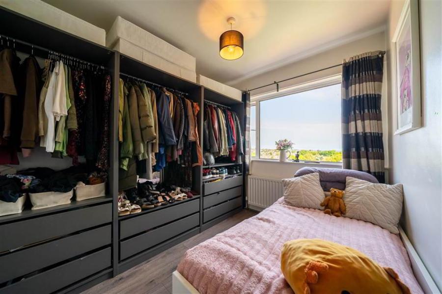10 Ardmore Gardens