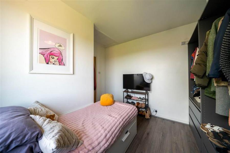 10 Ardmore Gardens
