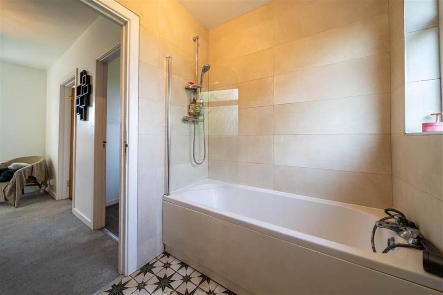 10 Ardmore Gardens