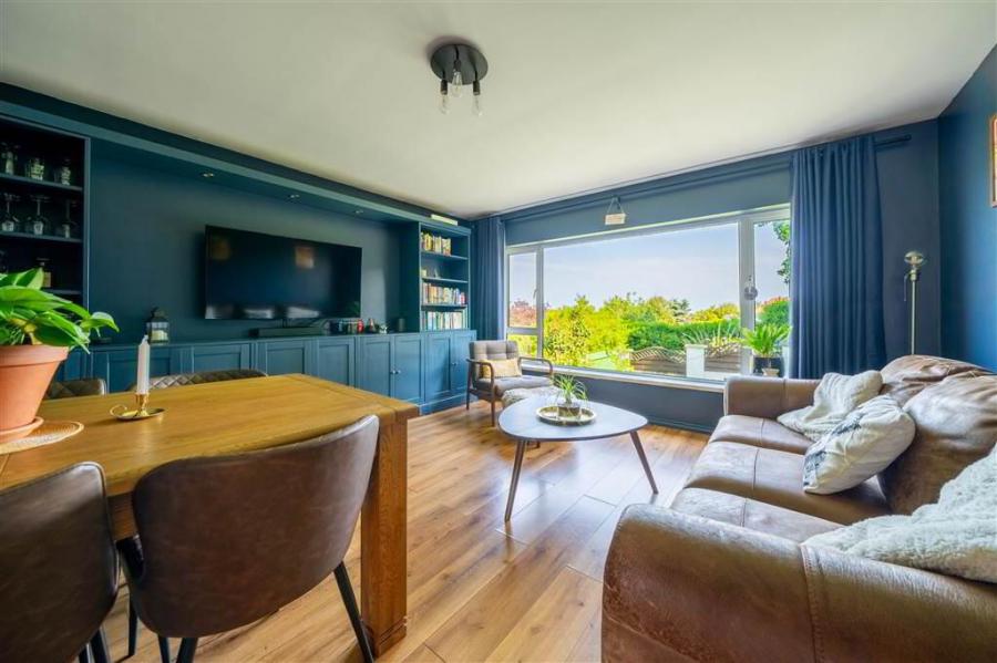 10 Ardmore Gardens