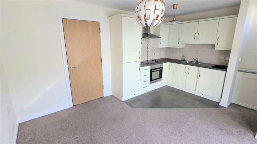 157 Linen Crescent