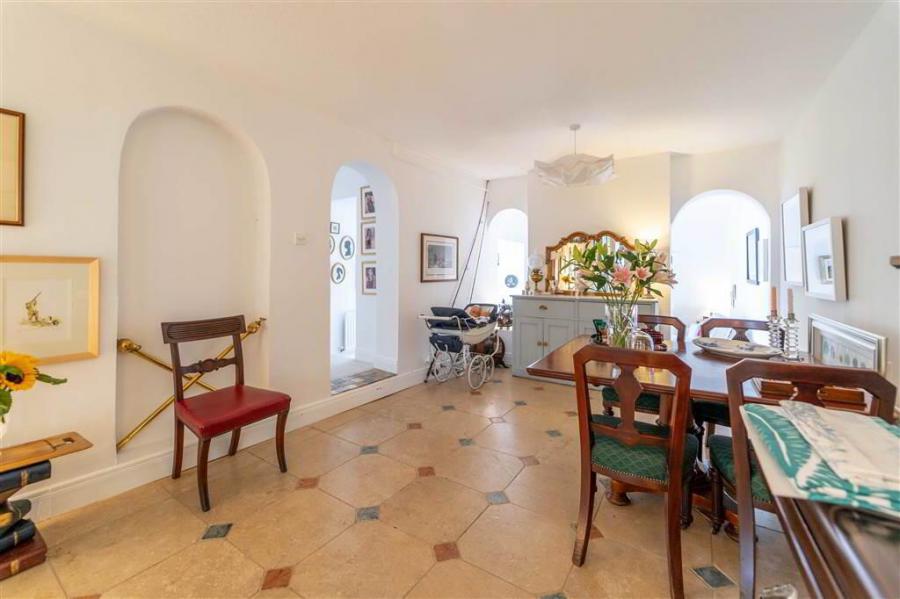 Belvedere Lodge, 53 High Bangor Road