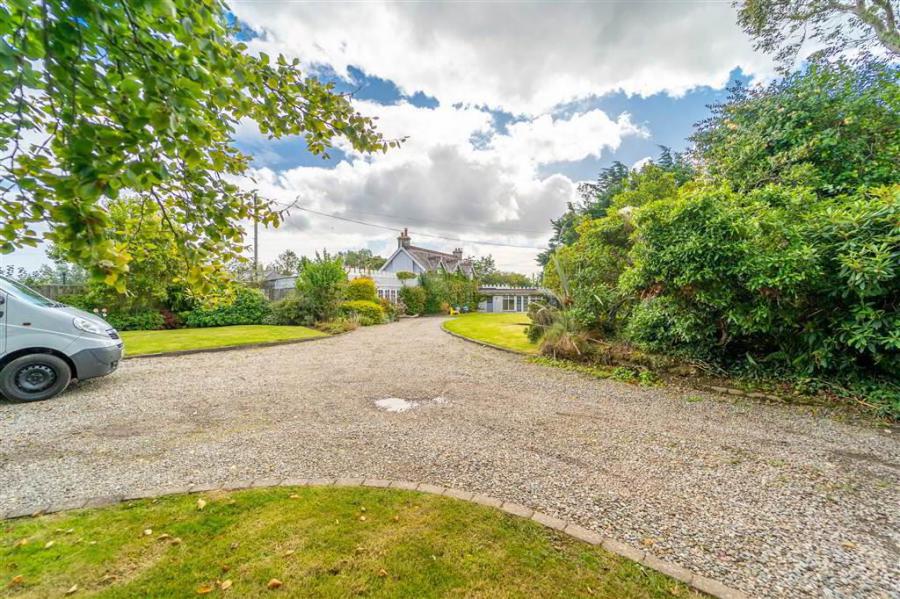 Belvedere Lodge, 53 High Bangor Road