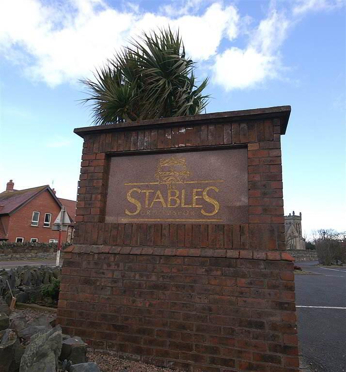 8 Andrews Shorefield