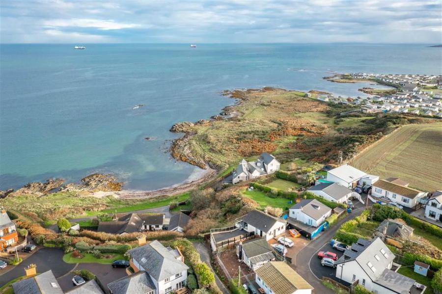 8 Andrews Shorefield