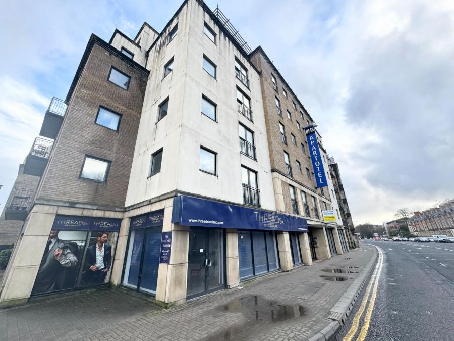 401, College Place Strand Road