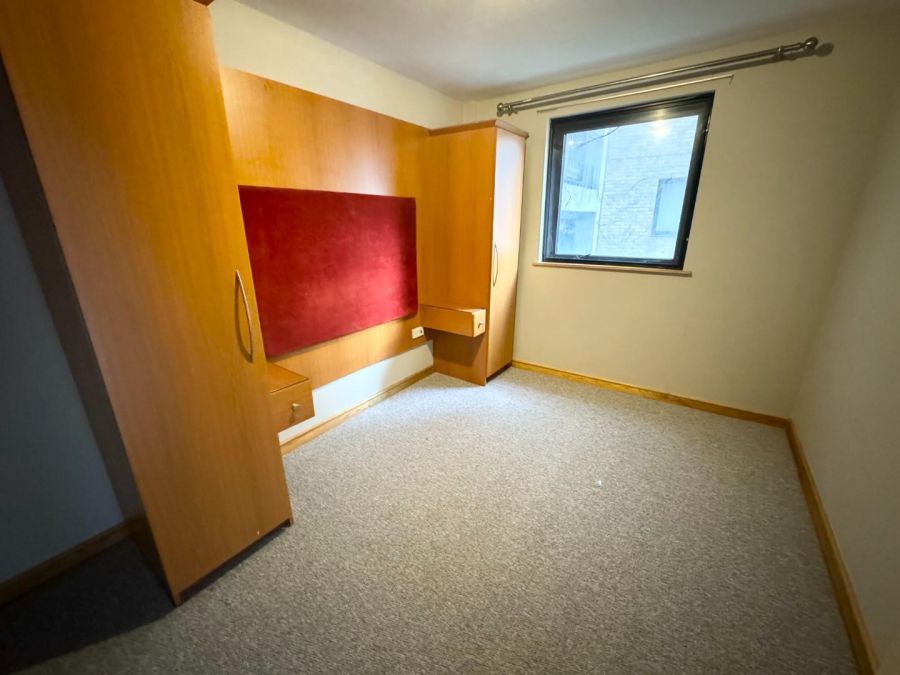 401, College Place Strand Road