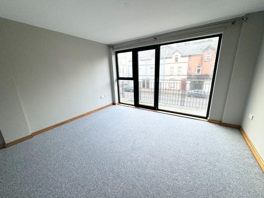 401, College Place Strand Road