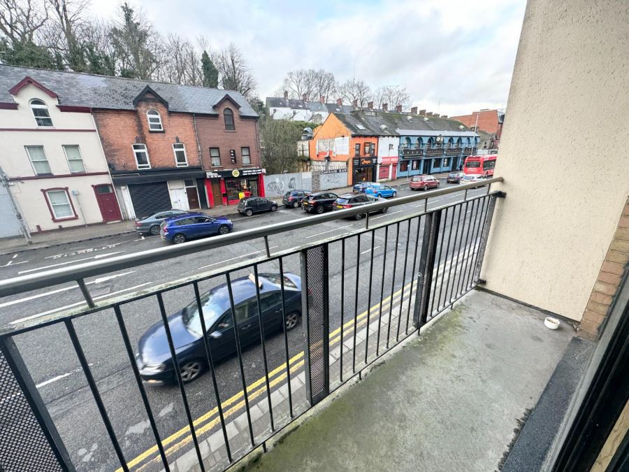 401, College Place Strand Road