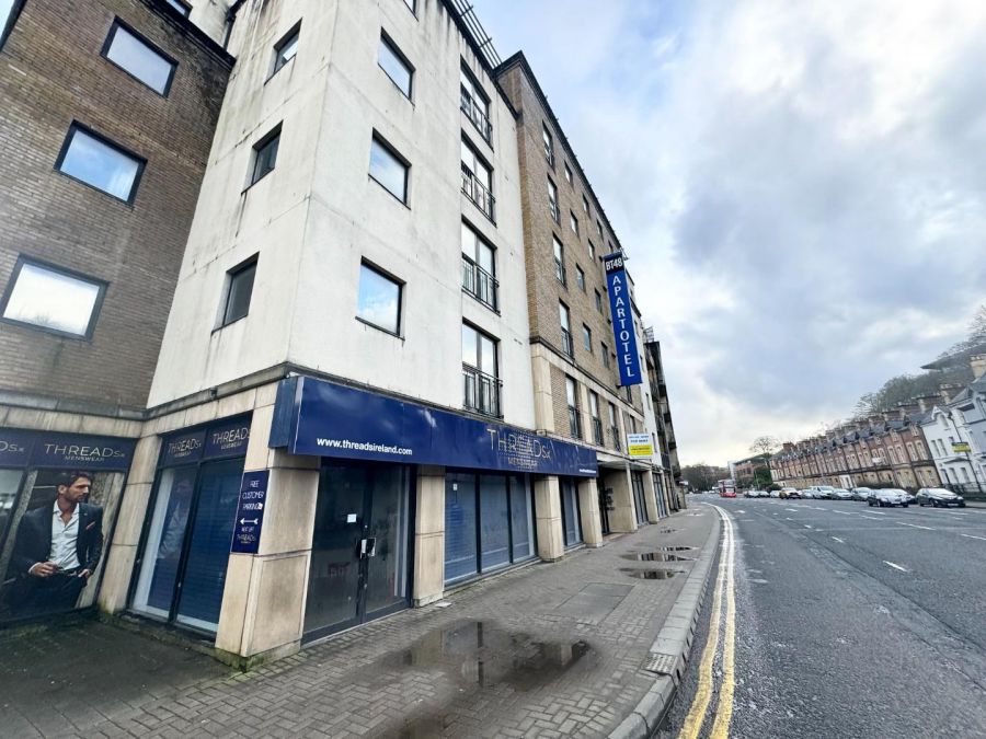 401, College Place Strand Road