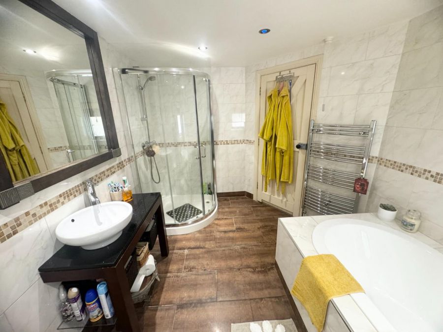 71 Lower Ballyartan Road