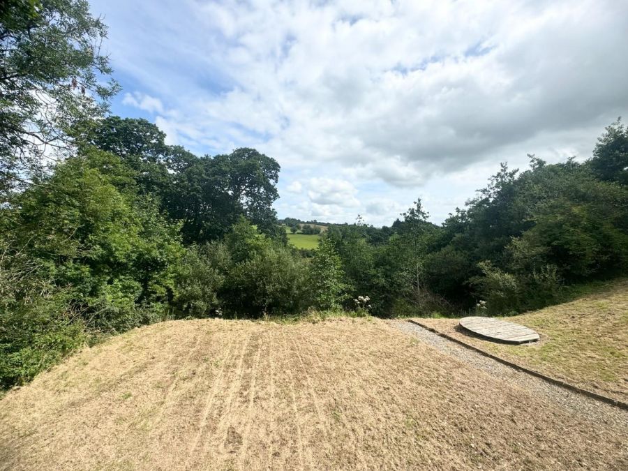 71 Lower Ballyartan Road