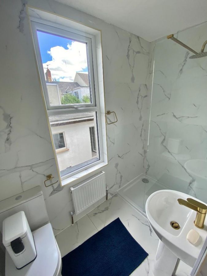 9 Ebrington Terrace Room Let