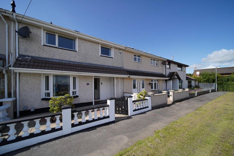 17 Rathmore Crescent