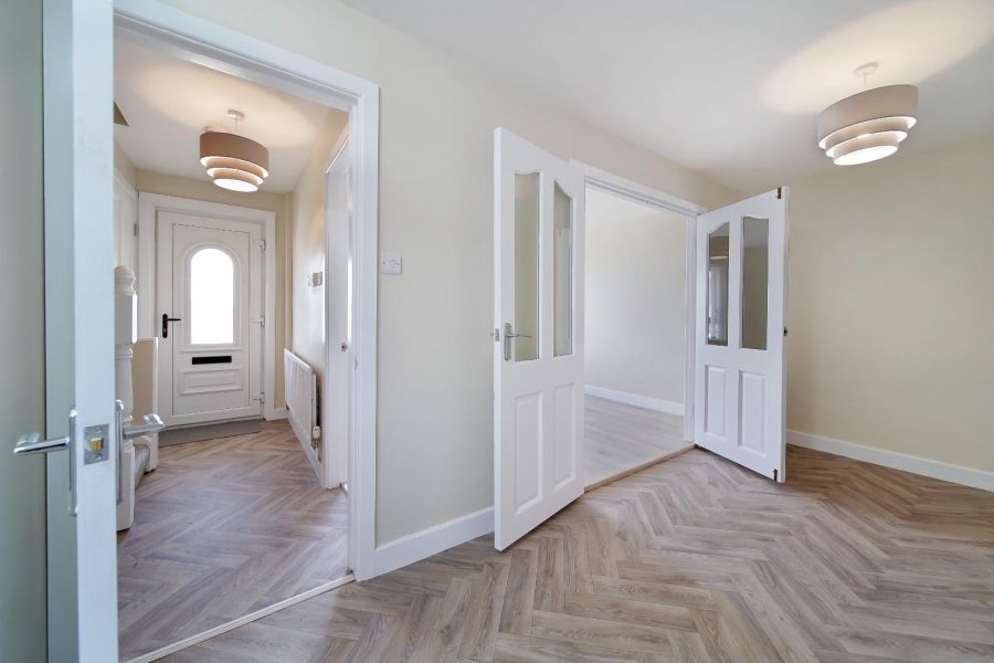 17 Rathmore Crescent