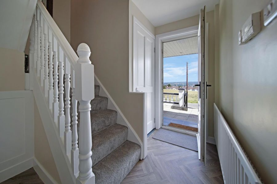 17 Rathmore Crescent