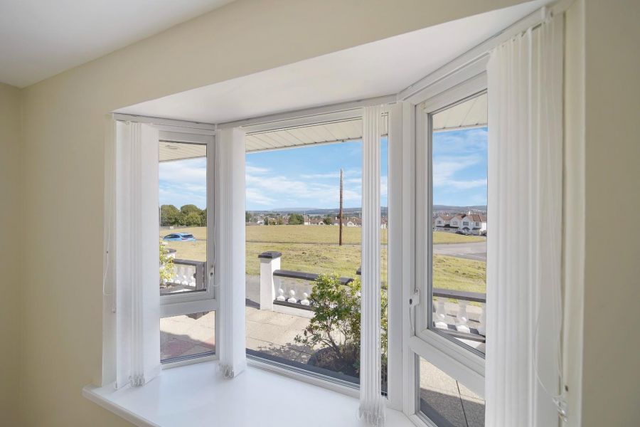 17 Rathmore Crescent