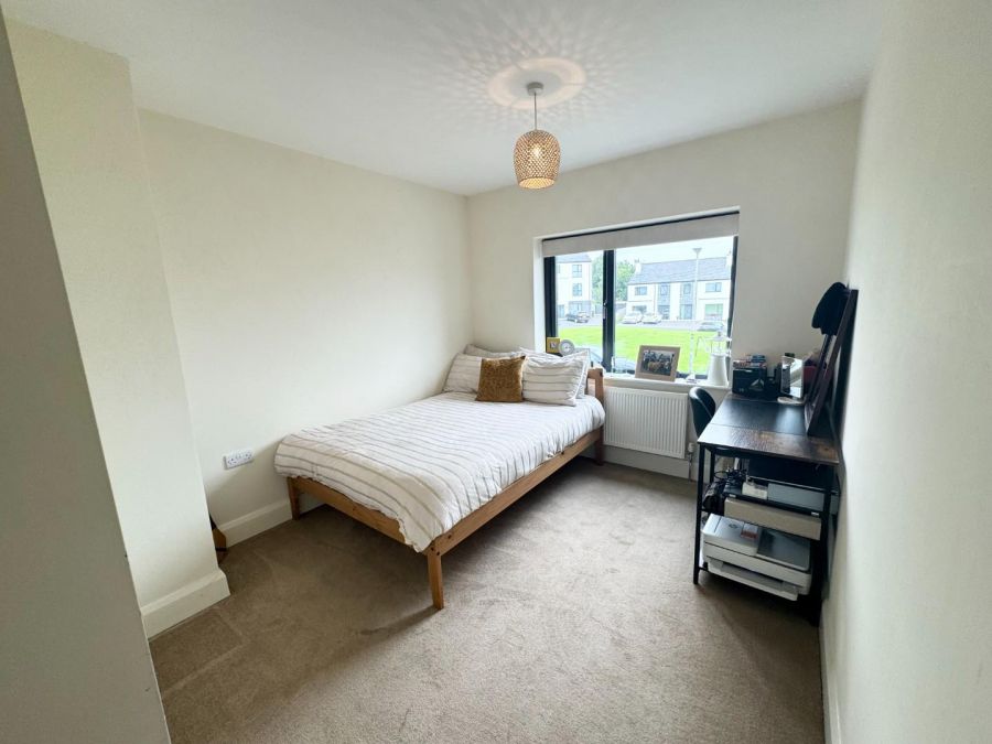 29 Tullyardan Square