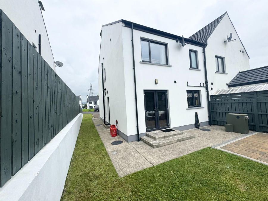 29 Tullyardan Square