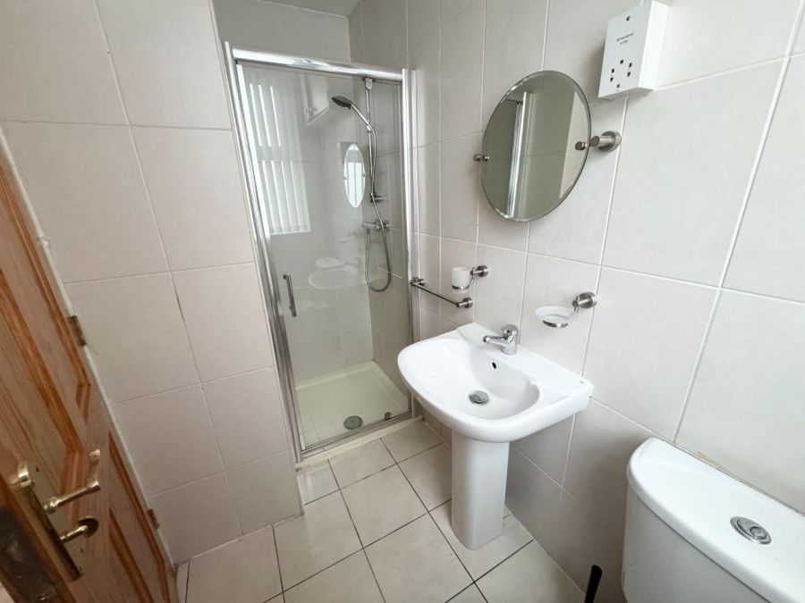 16 Marlborough Terrace