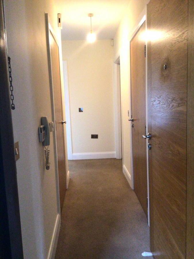 D6 Silver Hill House