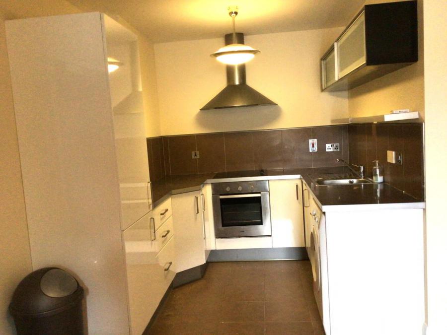 D6 Silver Hill House