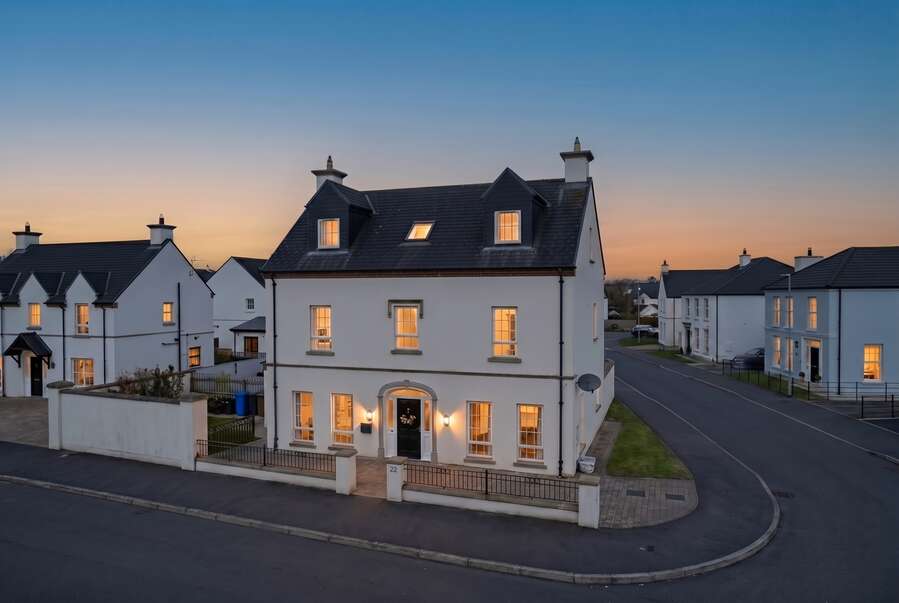 22 Abbeyfields