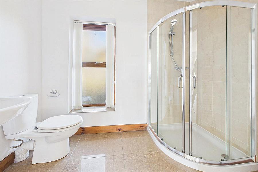 20A & 20B Shore Road