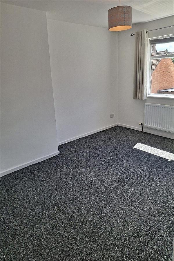 11 Beattie Park Central