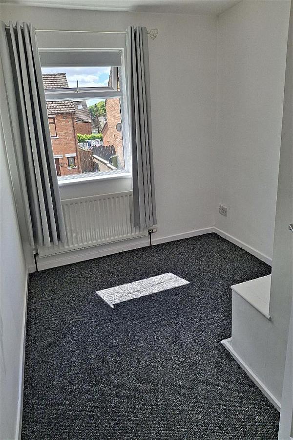 11 Beattie Park Central