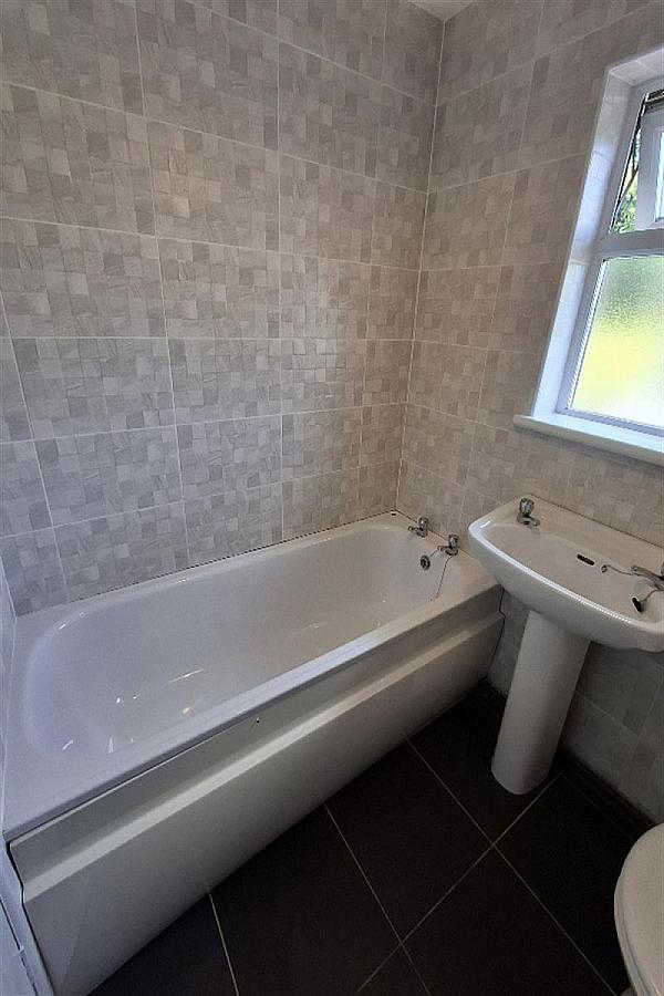11 Beattie Park Central