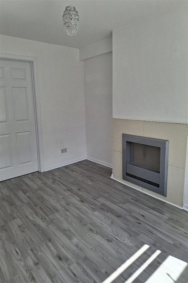 11 Beattie Park Central