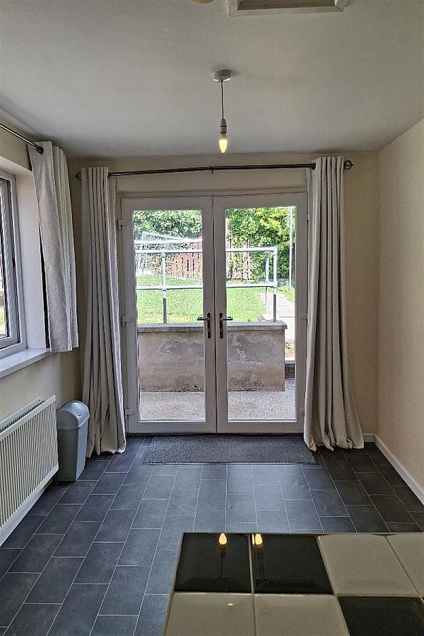11 Beattie Park Central