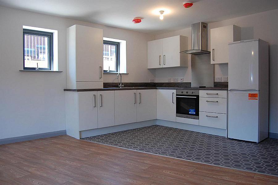Apartment 1, 172 North Queen Street