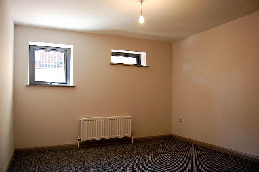 Apartment 1, 172 North Queen Street