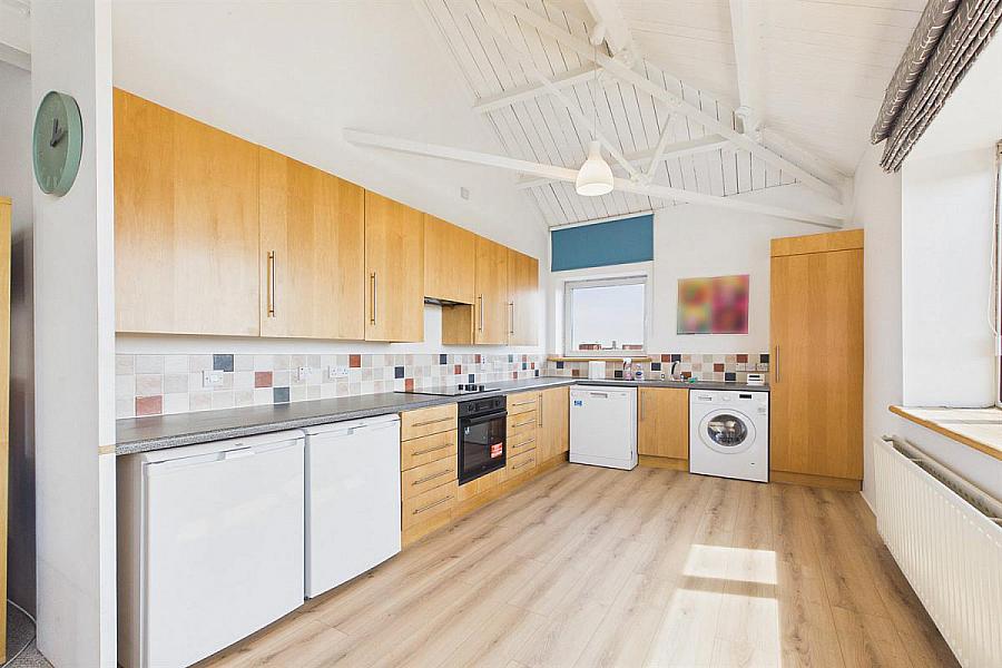 Apartment 406, Somerset Studios