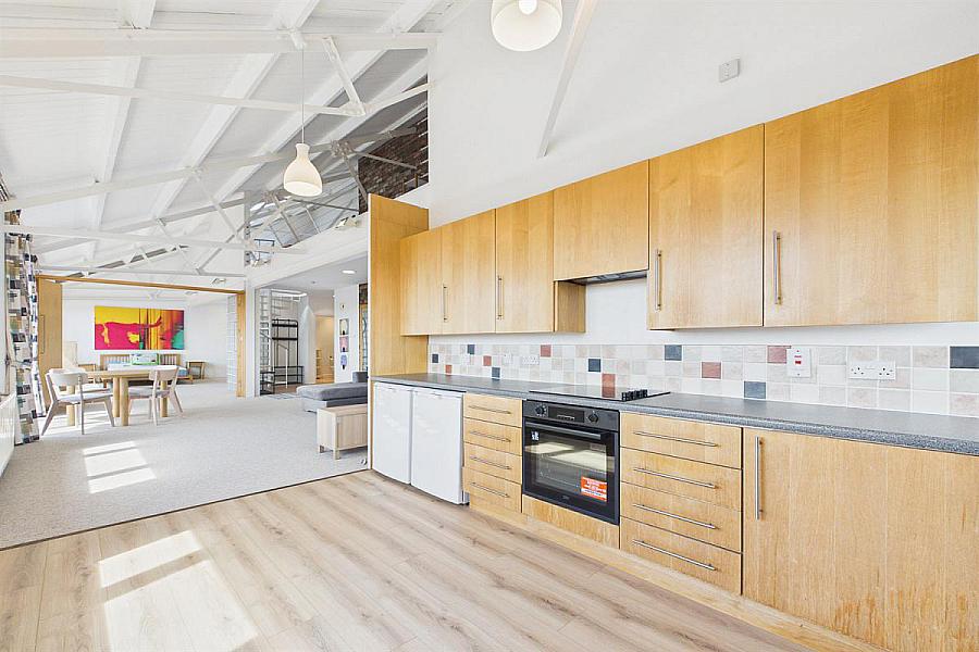 Apartment 406, Somerset Studios
