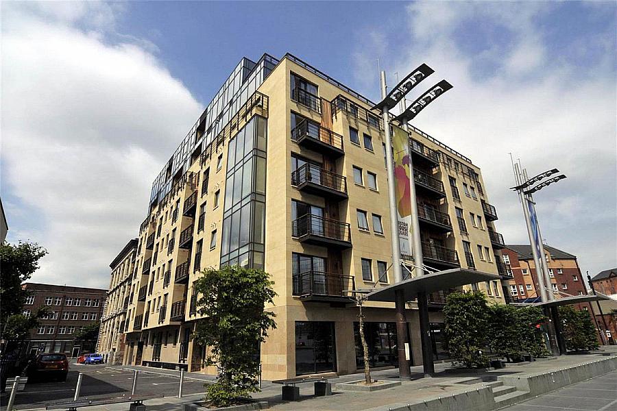 16 Custom House Residence