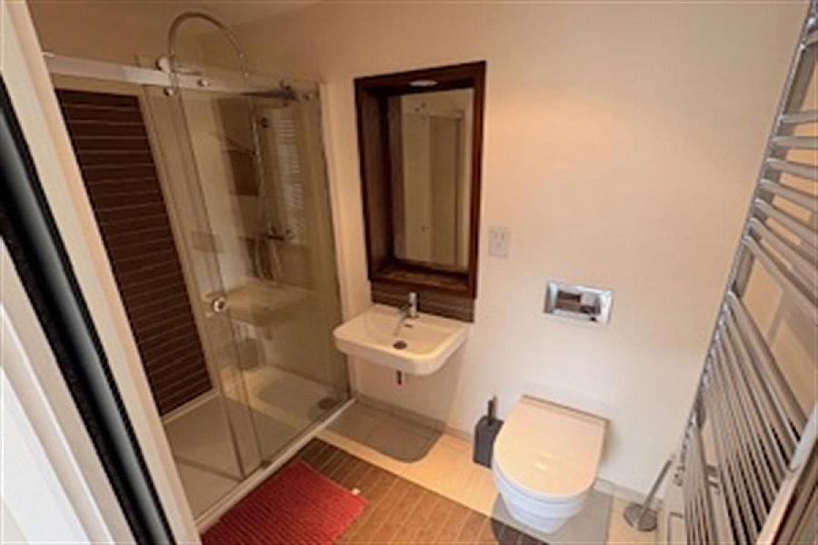 16 Custom House Residence