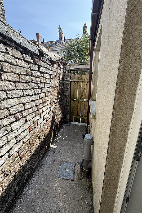 5 Acton Street