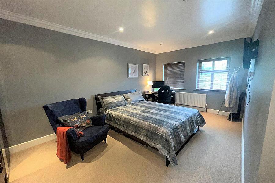 14 Old Golf Course Park